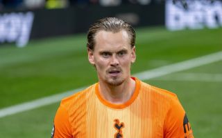 Totalt Tottenham-kollaps - udskifter målmand efter 17 minutter efter 2 fejl!
