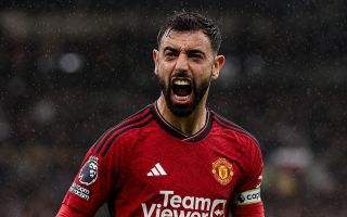 Bruno Fernandes i hælene på Kevin De Bruyne og Thierry Henry